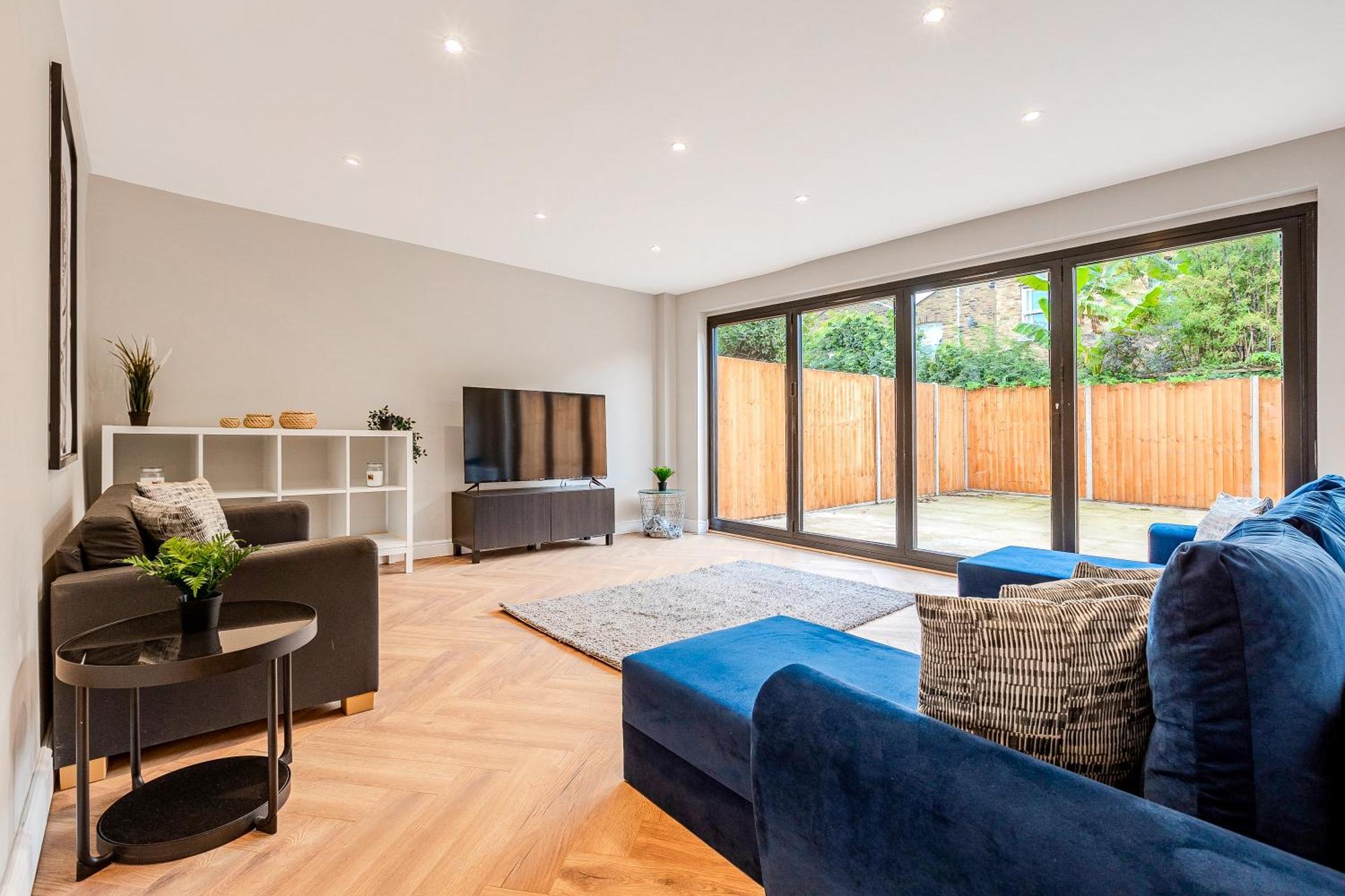Holiday home Battersea Spacious Perfect For Family And Groups With Free Parking Sleep 8 London